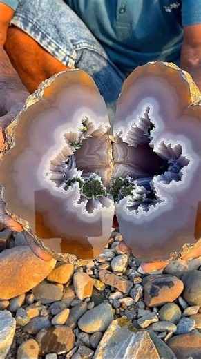 Nobody Knew This Ordinary Rock Was Hiding a $10,000 Gemstone #crystals #stone #asmr #shorts