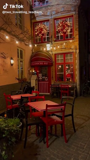 Top Date Night Restaurant in Bruges: De Vlaamsche Pot