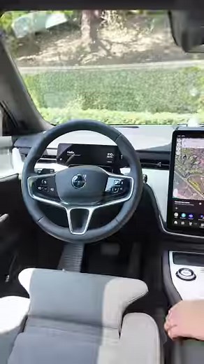 12M views · 118K reactions | Versatile loading seating or loading area in the new VW ID Buzz GTX. ⚡️The VW ID Buzz GTX is the AWD version of the electric microbus by Volkswagen! It comes with battery upgrades as well as more power and acceleration and special interior features. #vw #volkswagen #vwidbuzz #volkswagenidbuzz #vwidbuzzgtx #volkswagenidbuzzgtx #electricvehicle #electricvehicles #cartechnology #cartech | Autogefühl | Facebook