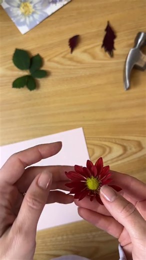 HammerFlower on Instagram: "Holiday magic in bloom 🌿 Each card is hammered with real flowers — gentle, natural, and full of warmth. #HammeredFlowers #BotanicalPrinting #DIYArt"