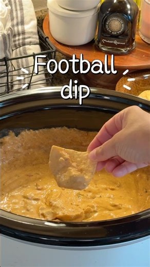 🏈Football Dip - it’s Crockpot Season!