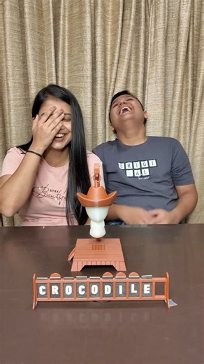 𝗝𝗮𝘀𝗺𝗶 & 𝗬𝗮𝘀𝗵 | 🅶🅰🅼🅴🆂🎲 on Instagram: "Come Play Hangman with Us!!! 🤯 #boardgames #gamenight #couplegames #fun #couple"