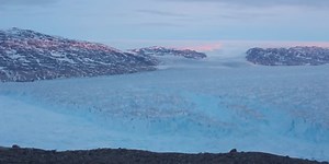 A Stunning Video of a Greenland Iceberg Collapse