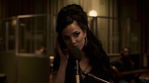 Marisa Abela transforms into Amy Winehouse in 'Back to Black' trailer