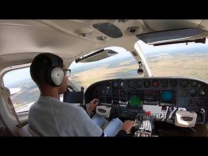 Cessna 414 Final Approach into Havana (MUHA) with Cockpit Audio