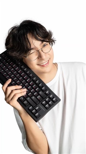 Wooting x TenZ Photo Shoot Behind the Scenes 📸