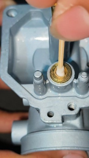 How To Fix Carburator OverFlow #fbreelsfypシ゚viralシ #mechanic #TMX155 #HondaTmx155 #racing | Istibis Works