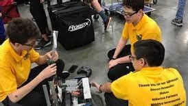 Billerica Memorial High School juniors fundraise to found VEX EDR Robotics team