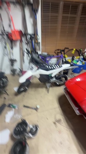 How to take the battery out of the RTR #ebikes #rtr #ebike #etmrtr #dirtbike