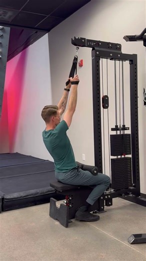 Grip-Friendly Overhead Pull-Down