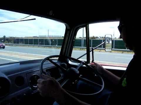 Driving a Commer 2 Stroke Knocker TS3