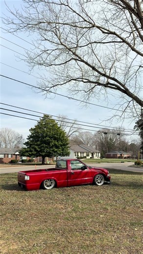 Understanding Mini Truck Customization: The Bagged S10