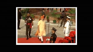 PM Narendra Modi receives guard of honour at Red Fort | The Times of India