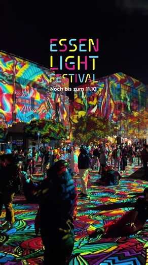 Kommt uns noch bis Sonntag besuchen! 🤩💡✨ ✨ 13 Lichtinstallationen, freier Eintritt ✨ ab Einbruch der Dunkelheit bis 22 Uhr, freitags und samstags bis 23 Uhr ✨ @holysquad.official-Route vom Willy-Brandt-Platz bis zum Pferdemarkt ✨ Foodtrucks, Imbiss- und Getränkestände Mehr dazu 👉 Link in der Bio 🫶 Das Essen Light Festival wird präsentiert von unserem Hauptsponsor: @e.on_se Und unterstützt von: @sparkasse_essen | @allbau_wohnen | @waz_essen | @deichmann_schuhe | @markthalle_essen | @hofbraeu_