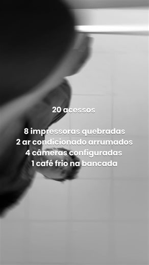 CS Informática ® on Instagram: "Só mais um dia normal 🥱☕️ #csinformática #ti"