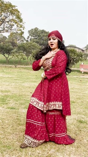 Koi Haseena Kadam | Lata Mangeshkar | Mandakini | Performed & Coreo by Nisha