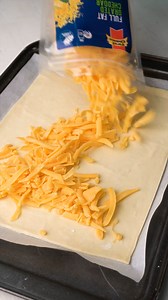 1.1K reactions · 313 shares | School snack? Lunchbox plug? Midnight munchies? Cheese stick’s got your back 燎 Tip: We used puff pastry and brushed butter to bake. #FirstChoiceCheese #socheesy #cheesesticks | First Choice Cheese | Facebook