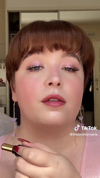 Revlon Glass Shine Lustrous Lipstick in Rum Raisin 008 | Swatches & Review