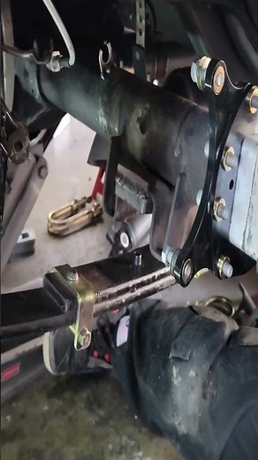 Installing the Diff on Leaf Springs Like a Pro #suspension #diy #automotive