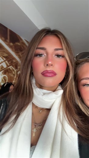 Exploring NYC with Best Friends: An Unforgettable Day