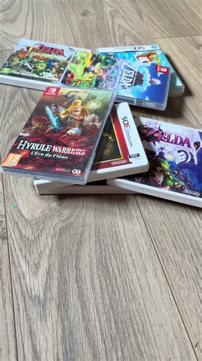 Tout mes jeux zelda en PHYSIQUE !! (J’en ais d’autre d’installer