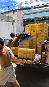 5.4K views · 55 reactions | Another 100 crates loading Na sold nato ganiha 100 crates Karon naa napod❤ 530 lang crates 480 pag 10 crates 100 per kilo #location agora lapasan CDO Valenzuela road signage baliguat dry goods trading Open NOV 1-2 | Baliguat RTW | Facebook