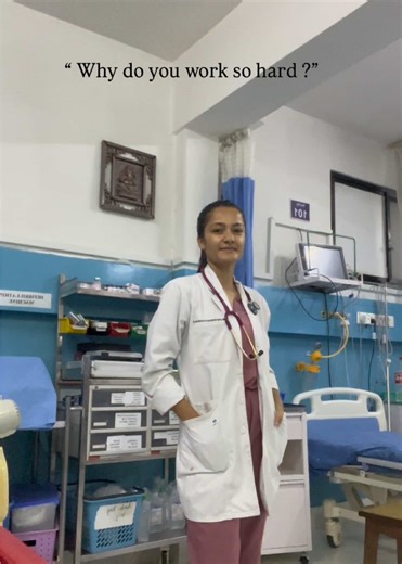 I promised myself I would never settle for average.✨ That’s why my days don’t all look the same , some are spent studying and chasing my medical dreams 🩺📚, some working hard to build the life I envision , some traveling to places that make me feel alive ✈️, and some simply taking time to recharge my soul 🌸. I don’t want a life that feels ordinary, I want one that feels authentic, bold, and full. Because we weren’t made to fit into a box we were made to create our own story. 🌼 Here’s to worki