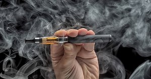 Is Vaping Bad For Your Teeth? Read about Oral Health Risks