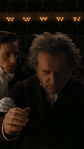 Why Beethoven turned around at the end of his 9th #beethoven #history #shorts