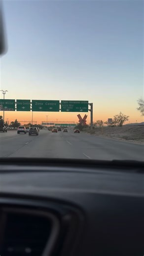 Angel Zaldivar Caviedes on Instagram: "Les comparto los últimos Vlogs del Inge que tenía preparado espero les guste y que sigan conociendo los tesoros y ventajas que tiene vivir en Ciudad Juárez. #UnDíaALaVez🧘‍♂️"