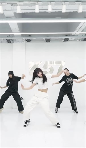 #搜狐视频舞蹈翻跳大赛 everybody cheers！solo赛道 #seventeen