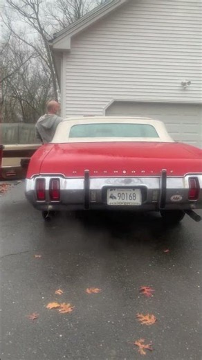 U1970 Cutlass L74/N10 dual ex with new 2.5” exhaust into a set of 2.5” dynomax ultraflo mufflers.