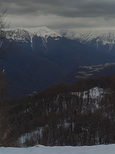 Real Mountain Nature: Capturing the Perfect Atmosphere