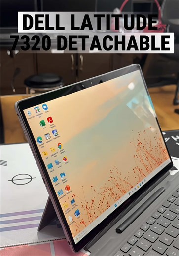 💻Dell Latitude 7320 Detachable Laptop Dell Yang Super Tipis, Ringan, Touchscreen & Bisa Dijadikan Tablet 💕 Spesifikasi : • Intel Evo vPro 11th Gen Intel Core i7-1180G7 @ 1.3GHz (8 CPUs), ~ 2.2GHz • Ram 16gb ddr4x 4267 MT/s • Ssd 256gb Nvme • Intel Iris Xe Graphics • Keyboard Backlit / Lampu • Layar 13 Inci Resolusi Full HD Touchscreen & Bisa Dicopot Dari Keyboard (Mode Tablet) • Mendukung Keamanan Face Id Unlock Fingerprint • Semua Berfungsi Dengan Normal Tanpa Ada Kendala 🔰Bergaransi Toko Ba