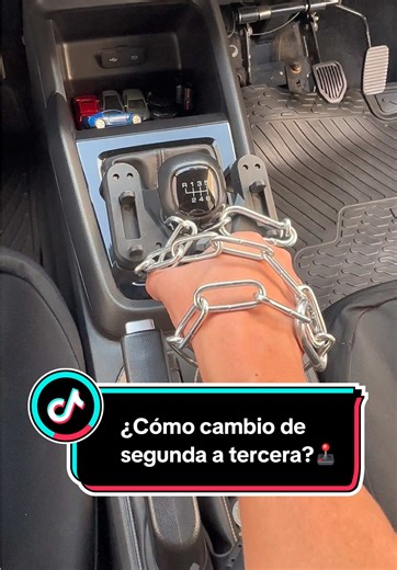 Cómo cambiar de segunda a tercera en manejo estándar
