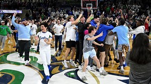 FGCU Upsets No. 7 Florida Atlantic in stunning win