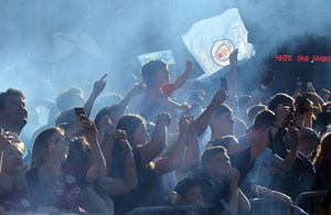 Manchester, you looked beautiful last night! 💙 Enjoy a multi-angle fan eye view of the Champions Parade! WATCH 🎥 https://manc.it/2IGjNTG | Manchester City