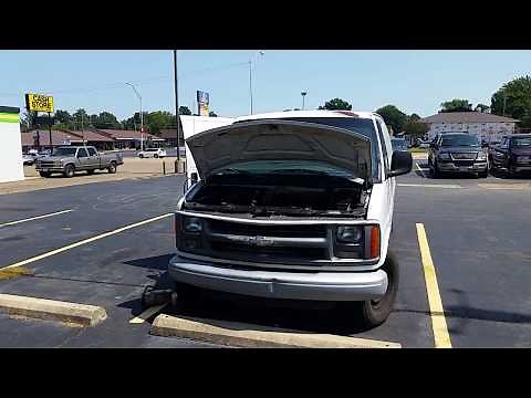 Removing fan from water pump on 2002 Chevy Express 3500