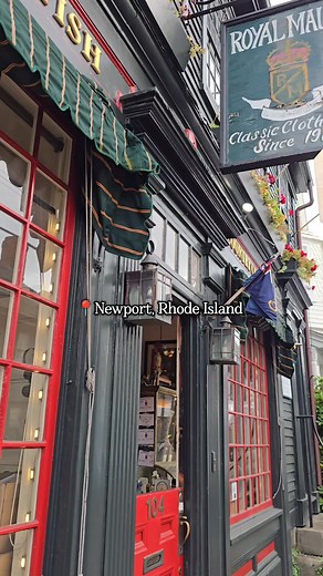 What other cities should be on this list? ✨ 📍 Newport, Rhode Island 📍Portland, Maine 📍 Portsmouth, New Hampshire 📍 Charleston, South Carolina 📍 New Orleans, Louisiana #travelbucketlist #travelinspiration #magicalplaces #oldsouls | Darling Travels