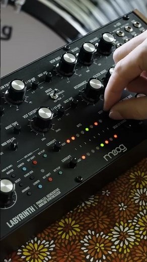 Experimenting With The Moog Labyrinth!
