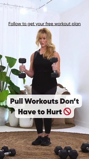 Schellea Fowler - 2 Million+ YouTube on Instagram: "Some women skip pull workouts because they think they’ll hurt their shoulders or strain their backs. But these 3 moves are safe, gentle, and joint-friendly, perfect for women 50+. ✅Hammer Curls ✅Upright Row ✅Bent Over Row Have you ever avoided an exercise out of fear it might hurt? #Fabulous50s #athomeworkouts #PainFreeFitness #over50wellness #beginnerworkouts"