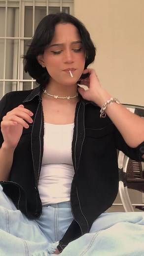 Creative Ways to Enjoy an Orange Lollipop