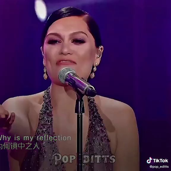 ᒍᕮSSIᕮ ᒍ 👑 ʳᵉᶠˡᵉᶜᵗᶦᵒⁿ ⁻ ᵐᵘˡᵃⁿ /// #jessiej #singer #reflection #reflectionmulan #mulan #disney #china #pop_editts #fyp #foryou #parati #jj