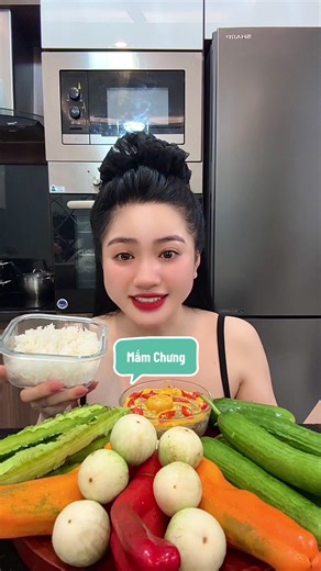 Ăn cơm với mắm chưng là hết nồi cơm 😋#mukbang #mắmchưng #ăncungtiktok #xuhuong #MiMèo