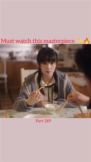 Stream Unlocked 🔑 on Instagram: "日本利用压电瓷砖将脚步转化为电能。这些瓷砖捕捉来自你脚步的动能。当你行走时，你的重量和动作会对瓷砖产生压力。瓷砖会轻微弯曲，从而产生机械应力。瓷砖内部的压电材料将这种应力转化为电能。每一步都会产生少量电荷，而数百万步结合在一起就能产生足够的电力来驱动 LED 灯、数字显示屏和传感器。在像涩谷车站这样繁忙的地方，每天大约有 240 万个脚步为这一系统作出贡献。这些电能可以被储存或立即使用，从而减少对传统电力来源的依赖，并支持可持续的城市基础设施。这种方法将日常运动转化为实用的可再生能源 #日本 #知识 #事实 #你知道吗 #推荐 #科技 #创新 #历史 #技术 #实验 #热门 日本利用压电瓷砖将脚步转化为电能。这些瓷砖捕捉来自你脚步的动能。当你行走时，你的重量和动作会对瓷砖产生压力。瓷砖会轻微弯曲，从而产生机械应力。瓷砖内部的压电材料将这种应力转化为电能。每一步都会产生少量电荷，而数百万步结合在一起就能产生足够的电力来驱动 LED 灯、数字显示屏和传感器。在像涩谷车站这样繁忙的地方，每天大约有 240 万个