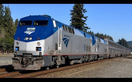 美铁列车众多！