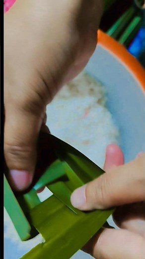 TUTORIAL MEMBUAT KOTAK KUE TALAM DENGAN DAUN PANDAN