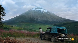 13K views · 290 reactions | Some of the most breathtaking photos of the 1980 eruption of Mount St. Helens were taken by a graduate student camped nearby. Even more impressive, he took them while trying to outrun the enormous landslide. Make it Out Alive | Smithsonian Channel Aviation Nation | Facebook