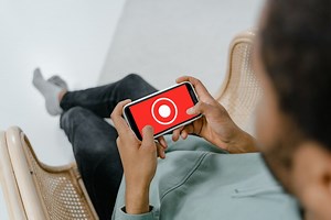 Cómo grabar la pantalla del móvil en iOS y Android