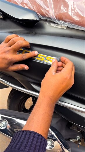 Kaish Wahid on Instagram: "Piche konsi bike hai ? ⚡️ #access #suzuki #viral #zx10r #ninja #reels #instagood #reelsinstagram #modified #stickers #access #zx10r"